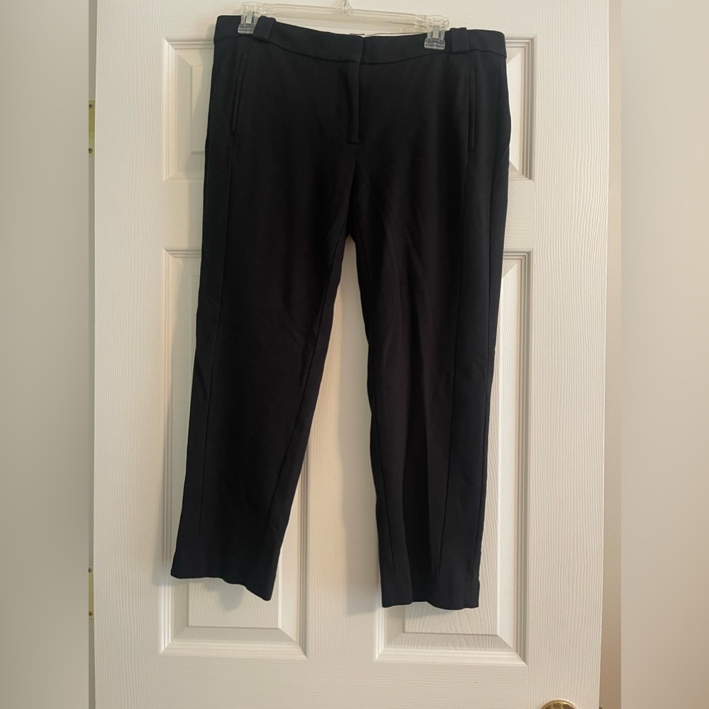 LOFT Black Cropped Pants size 6